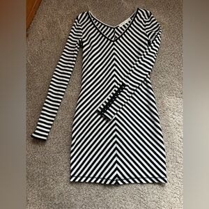 Rag & Bone Striped V-Neck Black and White Dress- Size XS